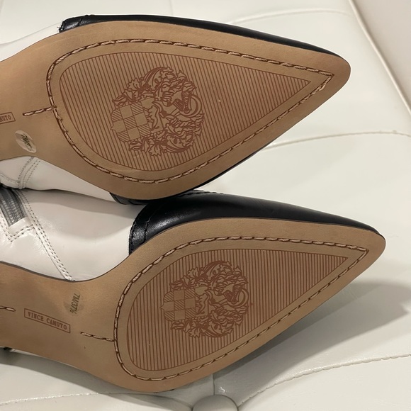 Vince Camuto western boots - Picture 7 of 14